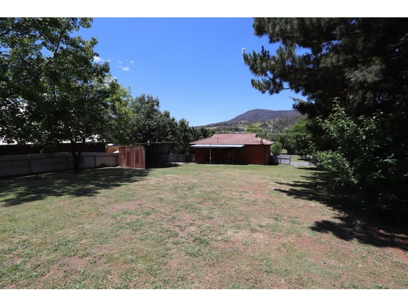 7 Mate Street, Tumbarumba NSW 2653