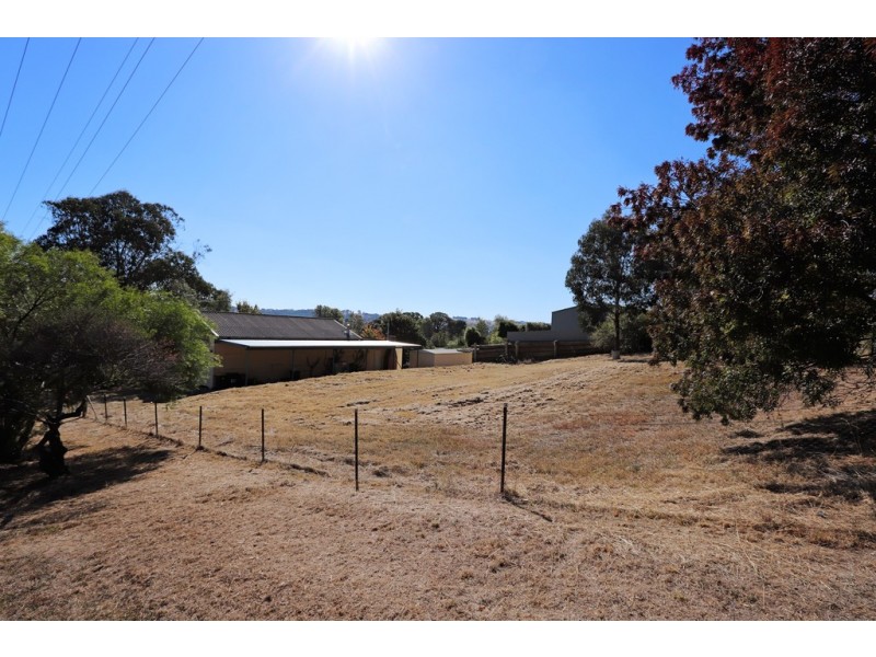 0 Cnr Gilbert and Selwyn Streets (33-35 Selwyn St), Tumbarumba NSW 2653