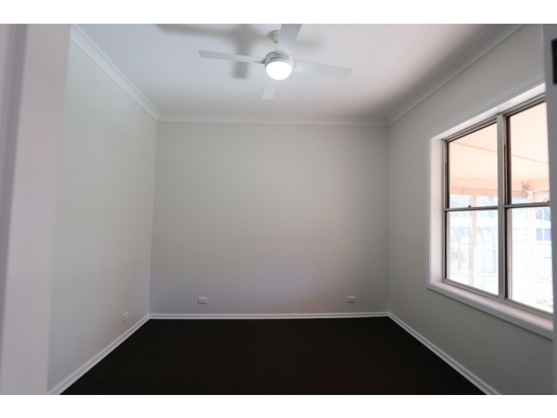 16 Regent Street, Tumbarumba NSW 2653