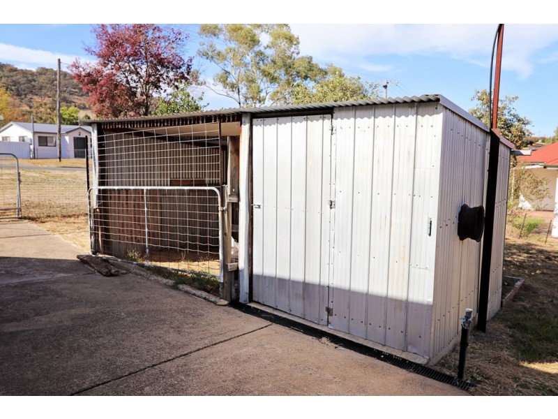 16 Regent Street, Tumbarumba NSW 2653