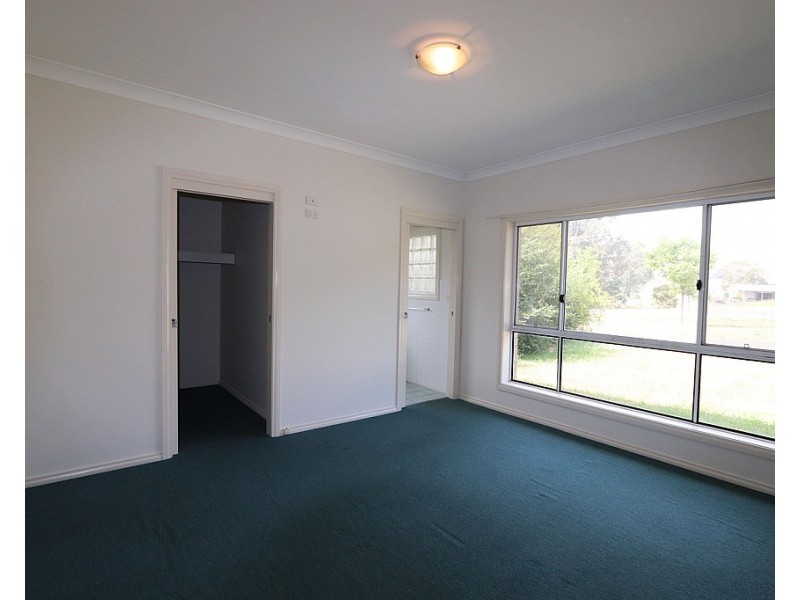 100 Albury Street, Tumbarumba NSW 2653