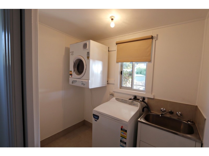 25 Whitehead Street, Khancoban NSW 2642