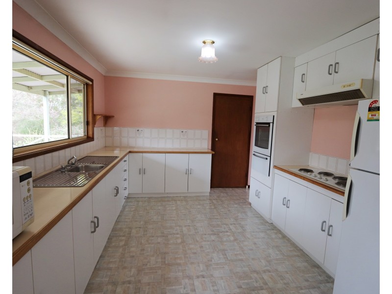 120 Albury Street, Tumbarumba NSW 2653