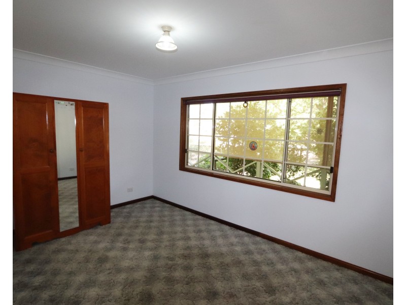 120 Albury Street, Tumbarumba NSW 2653