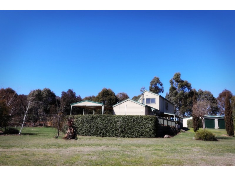 41 Booth Street, Tumbarumba NSW 2653