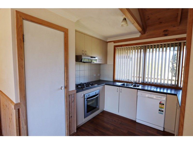 41 Booth Street, Tumbarumba NSW 2653