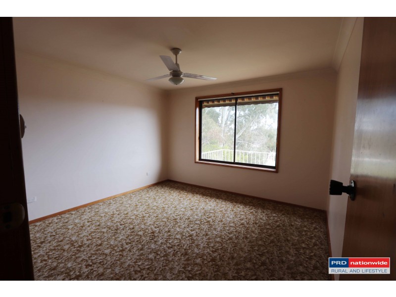 77 Gilbert Street, Tumbarumba NSW 2653