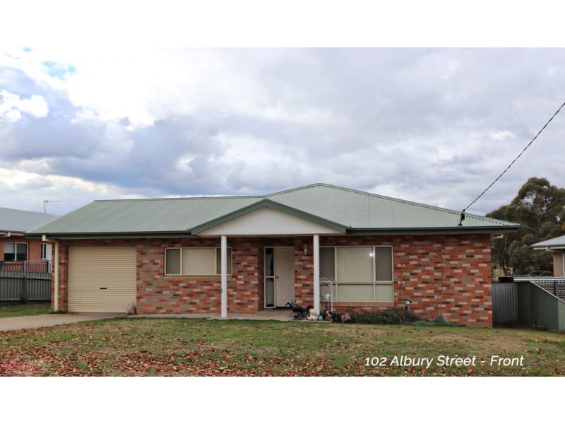 102 Albury Street, Tumbarumba NSW 2653