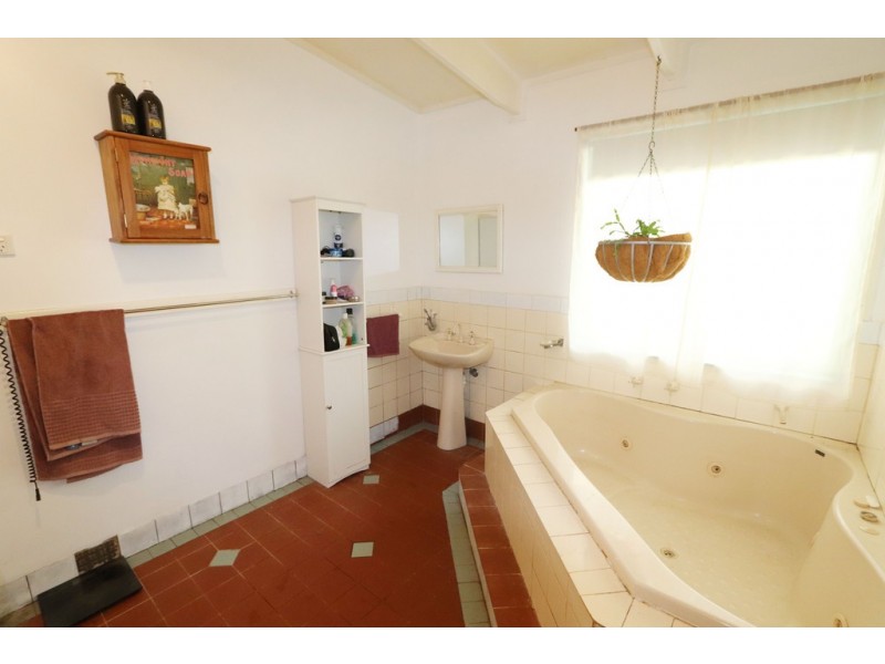 13 Reservoir Lane, Tumbarumba NSW 2653