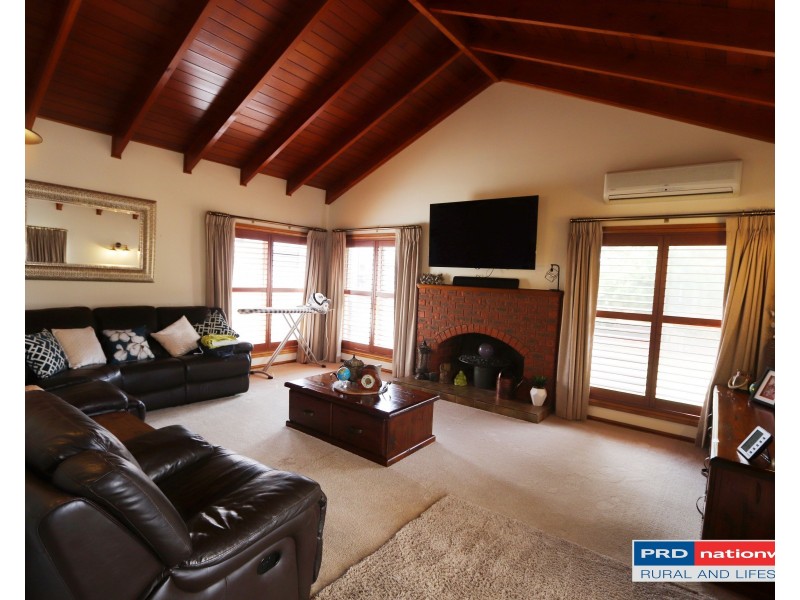 4 Heinecke Lane, Tumbarumba NSW 2653