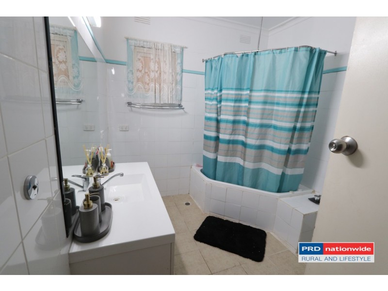 35 King Street, Tumbarumba NSW 2653