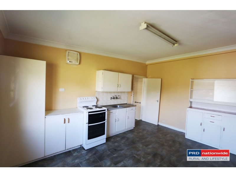 24 Regent Street, Tumbarumba NSW 2653