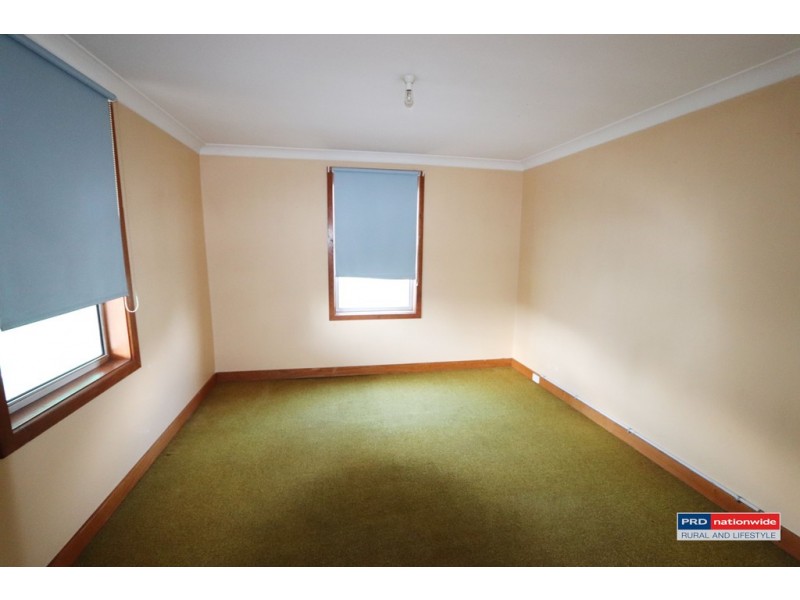 24 Regent Street, Tumbarumba NSW 2653