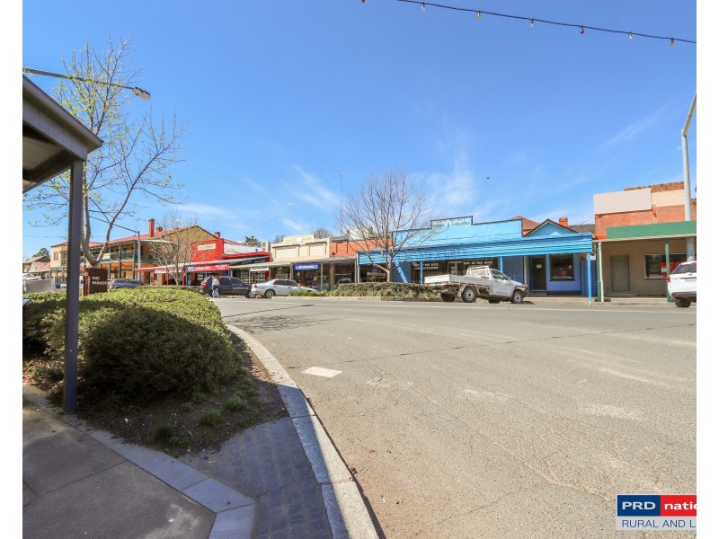 10 The Parade, Tumbarumba NSW 2653