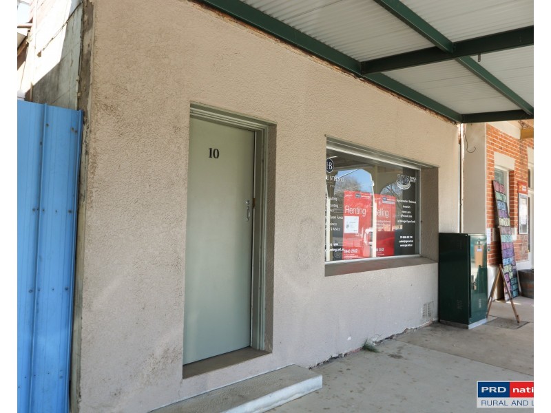 10 The Parade, Tumbarumba NSW 2653