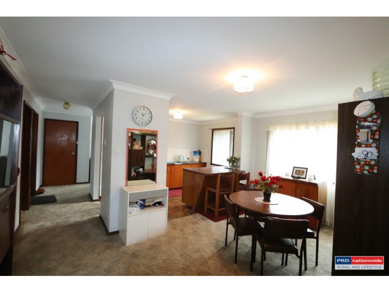 18 Clara Street, Tumbarumba NSW 2653