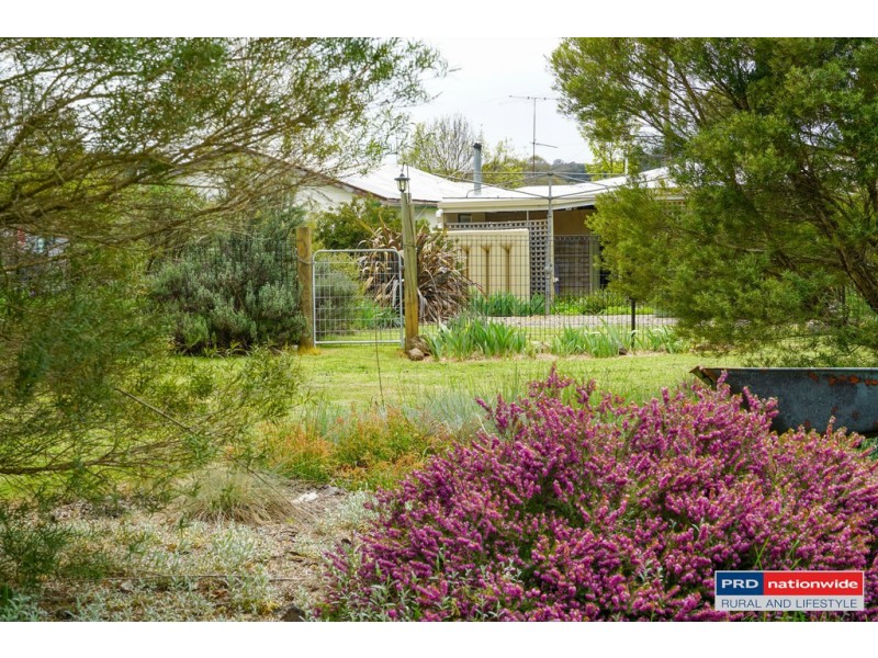 1639 Wagga Road, Rosewood NSW 2652
