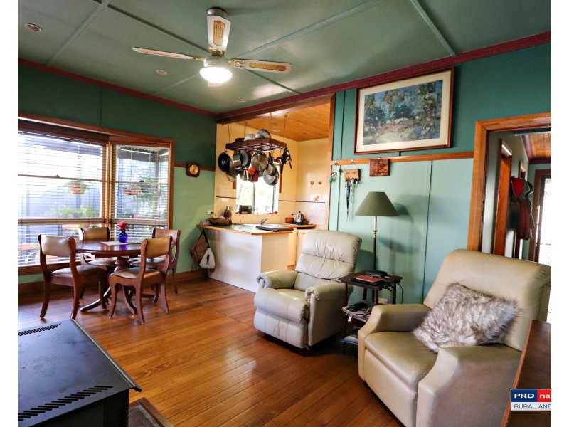 9 Albury Close, Tumbarumba NSW 2653