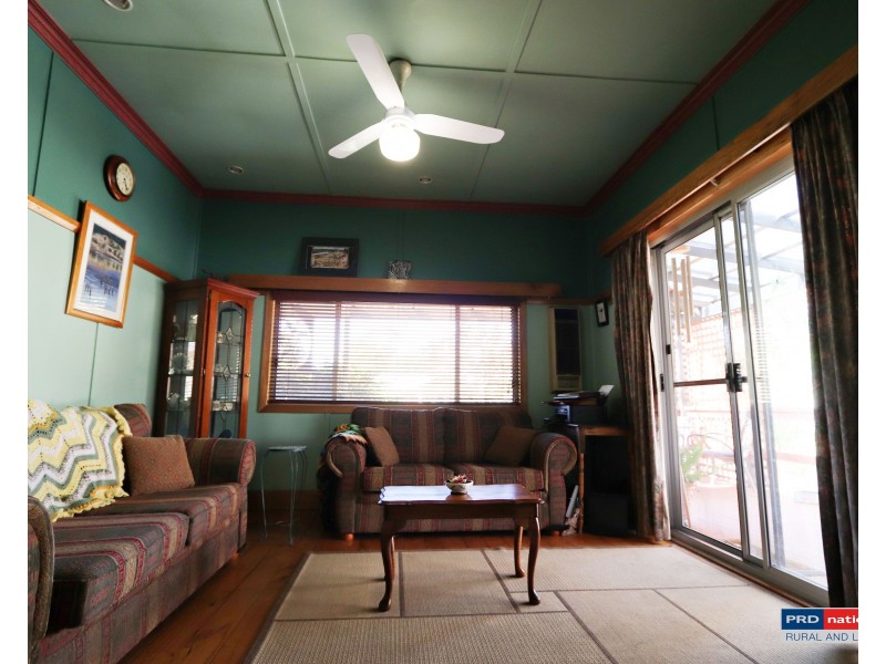 9 Albury Close, Tumbarumba NSW 2653