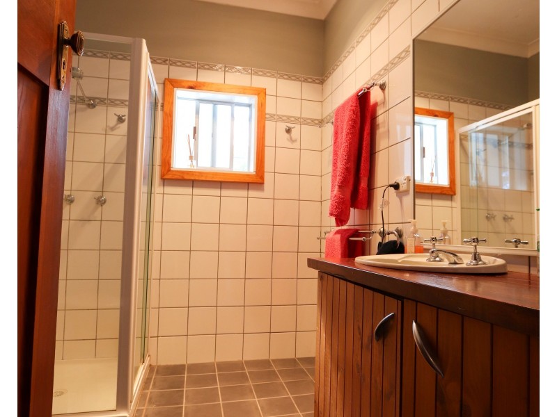 9 Albury Close, Tumbarumba NSW 2653