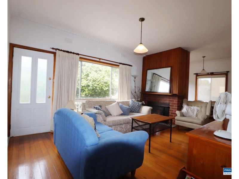 19 King Street, Tumbarumba NSW 2653