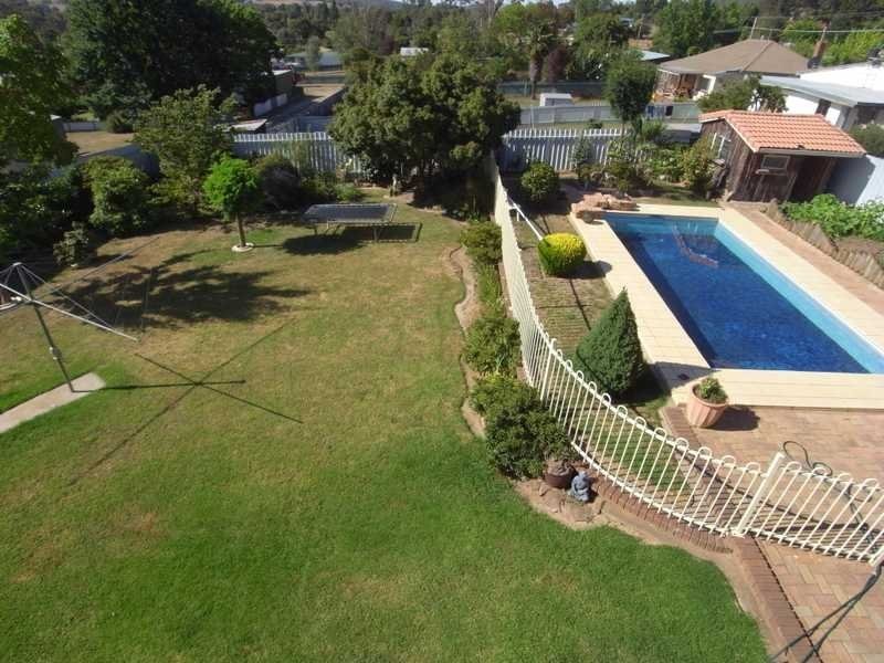19 York Street, Tumbarumba NSW 2653