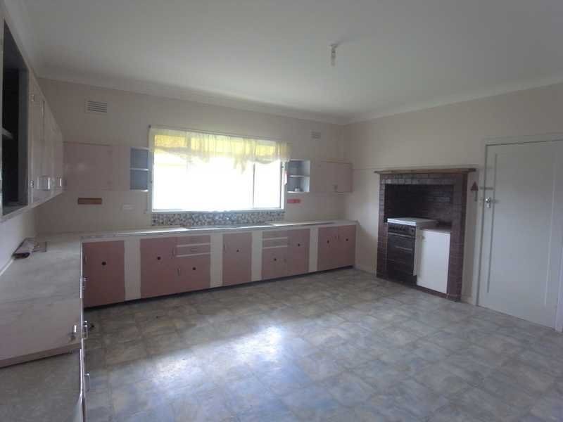 14 Park Street, Tumbarumba NSW 2653
