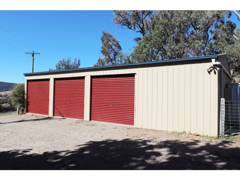 64 Power Street, Tumbarumba NSW 2653
