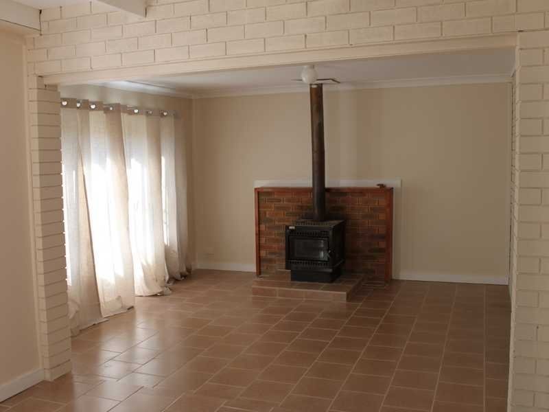12 King Street, Tumbarumba NSW 2653