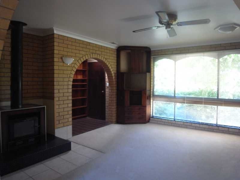 12 Fleet Street, Tumbarumba NSW 2653