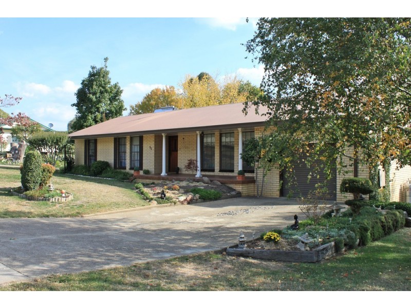 17 William Street, Tumbarumba NSW 2653