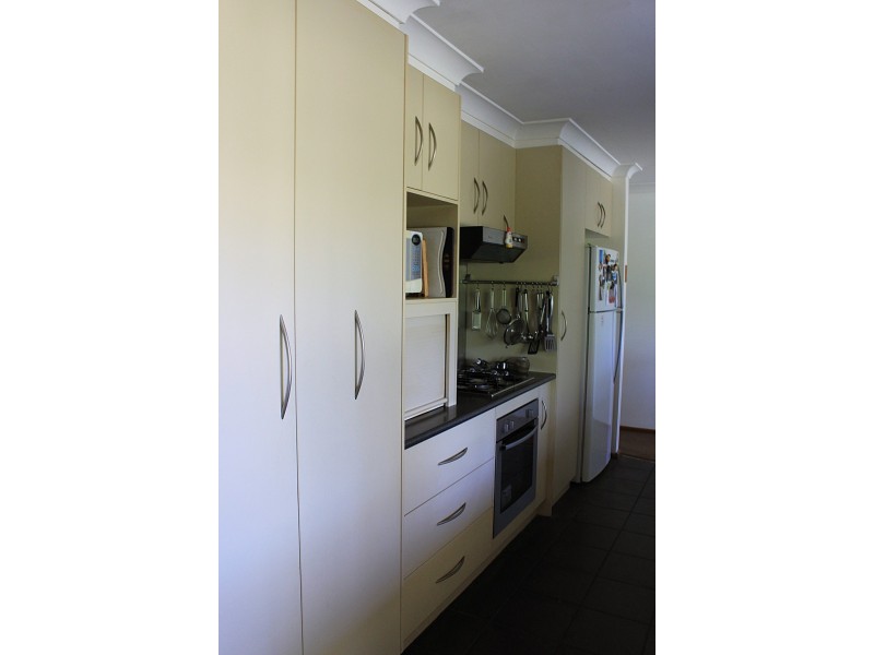 12 Regent Street, Tumbarumba NSW 2653