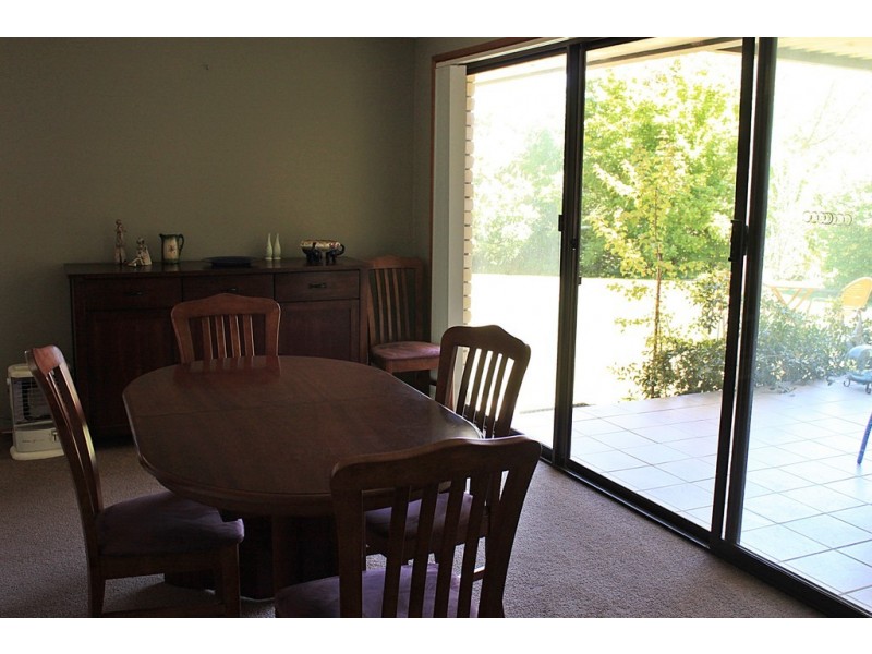 12 Regent Street, Tumbarumba NSW 2653