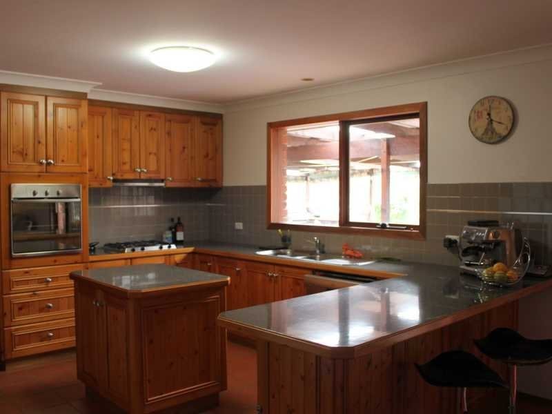 9 Power Street, Tumbarumba NSW 2653