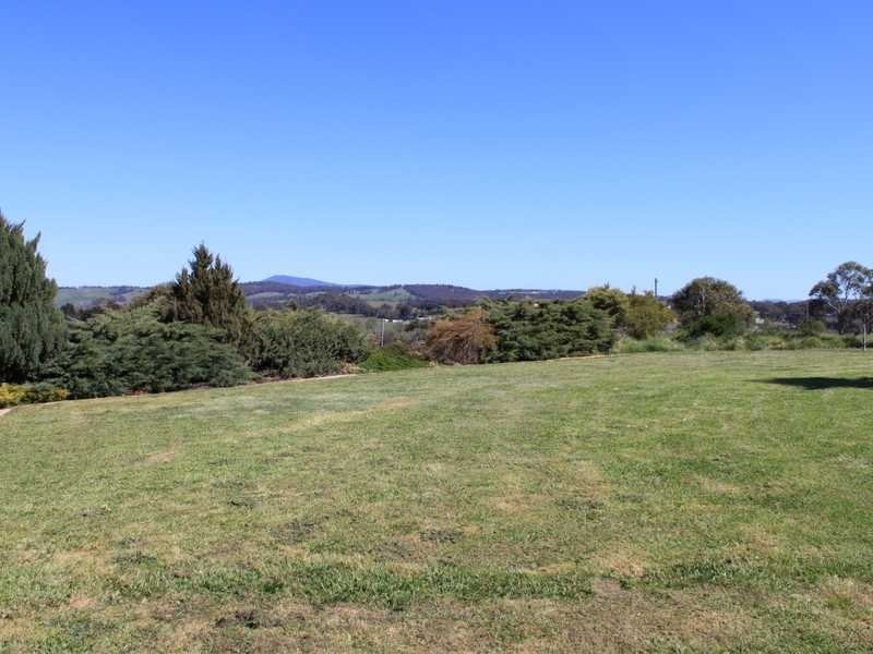 19 Chisholm Street, Tumbarumba NSW 2653