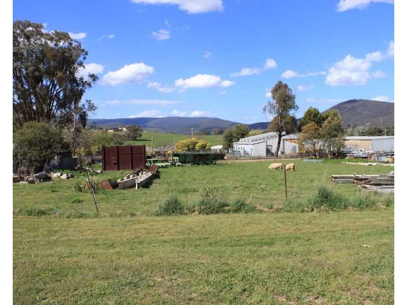 6-8 McMeekin Street, Tumbarumba NSW 2653