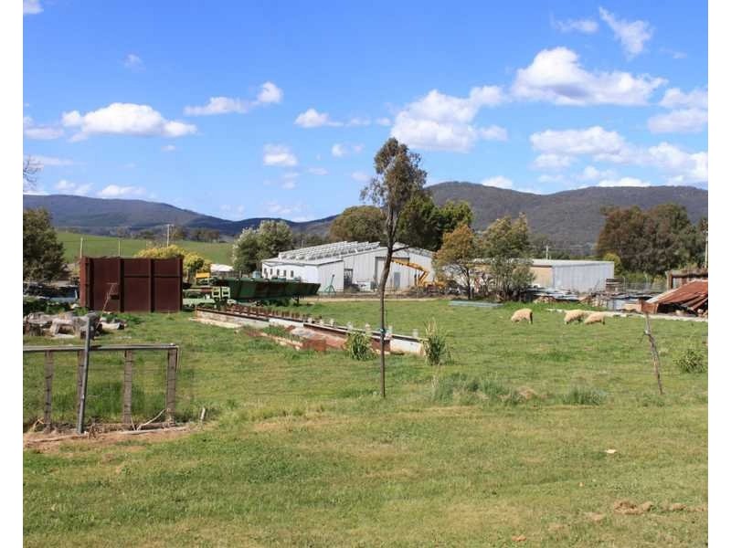 6-8 McMeekin Street, Tumbarumba NSW 2653