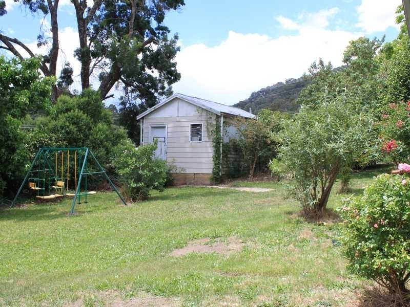 19 William Street, Tumbarumba NSW 2653