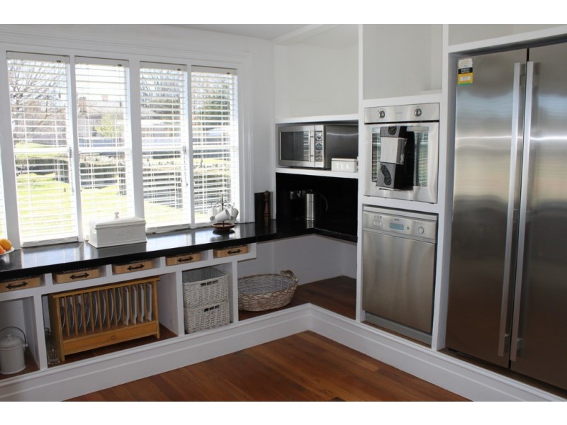 9 Prince Street, Tumbarumba NSW 2653