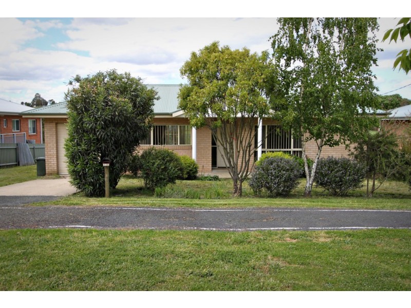 106 Albury Street, Tumbarumba NSW 2653