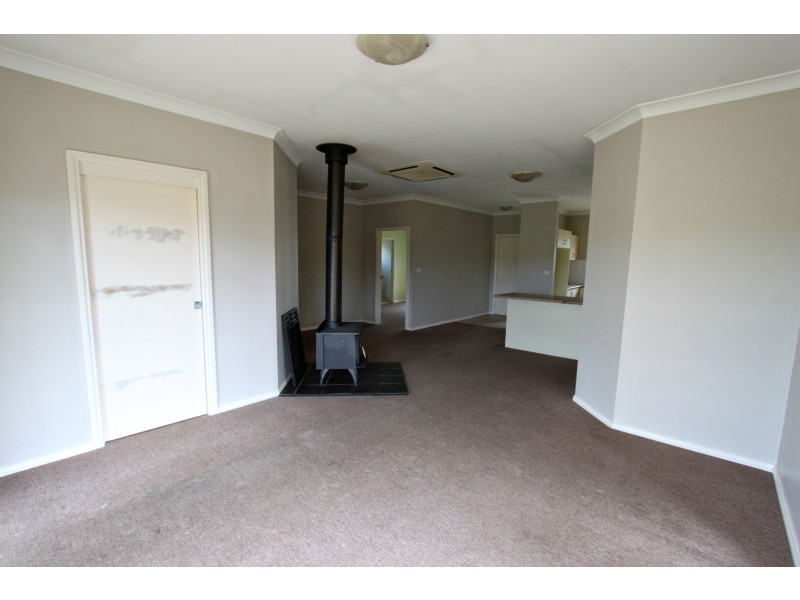 106 Albury Street, Tumbarumba NSW 2653