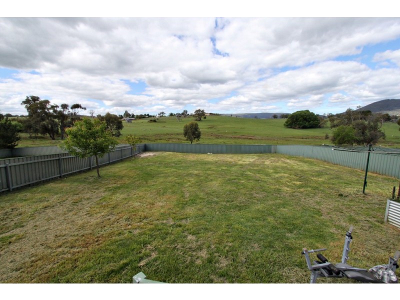 106 Albury Street, Tumbarumba NSW 2653
