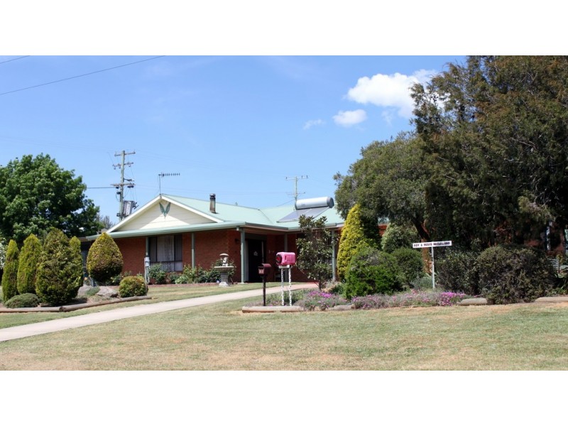 32 Fleet Street, Tumbarumba NSW 2653