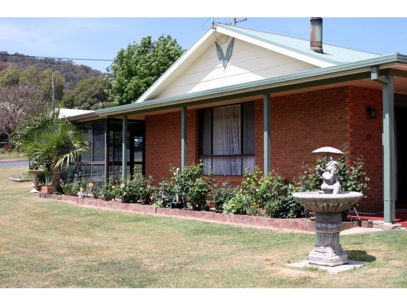 32 Fleet Street, Tumbarumba NSW 2653