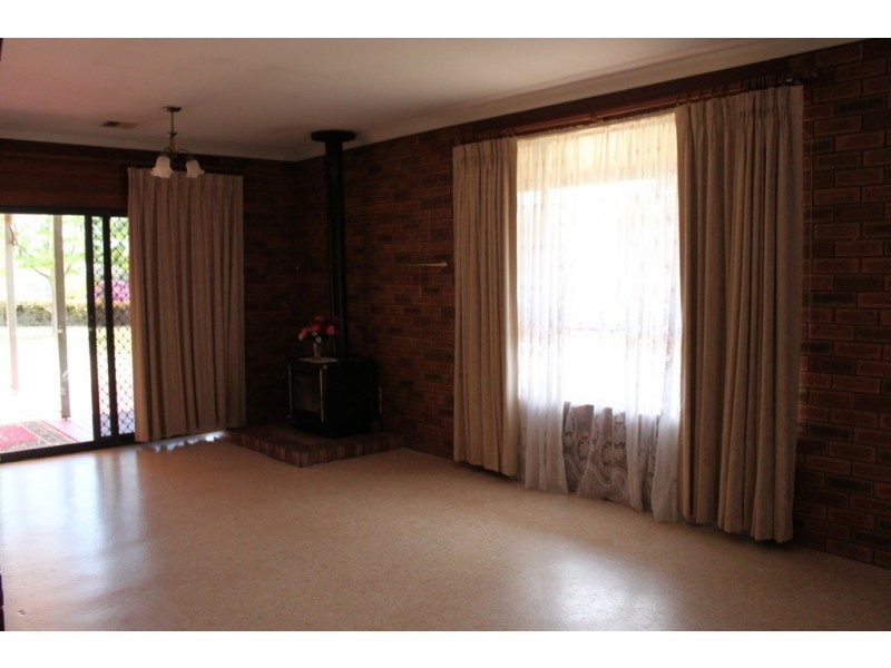 32 Fleet Street, Tumbarumba NSW 2653