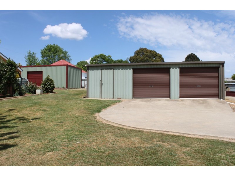 32 Fleet Street, Tumbarumba NSW 2653