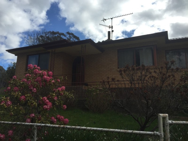 131 Batlow Rd, Tumbarumba NSW 2653