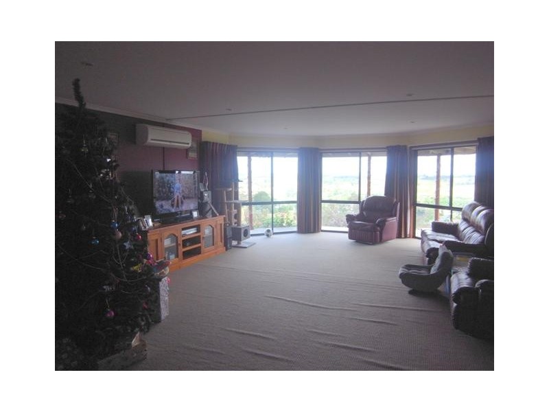 64 Power St, Tumbarumba NSW 2653