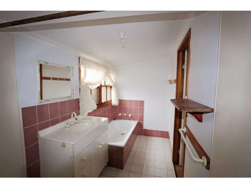 108 Winton St, Tumbarumba NSW 2653
