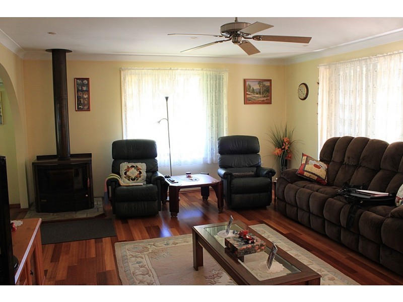 14 Albury Close, Tumbarumba NSW 2653